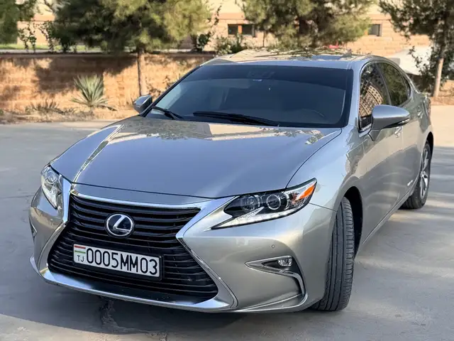 Lexus ES series