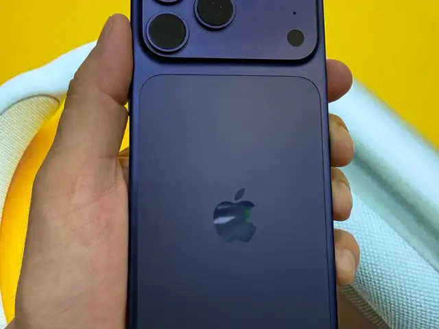 Apple iPhone 17 Pro Max, 256 gb, Deep Blue, Душанбе