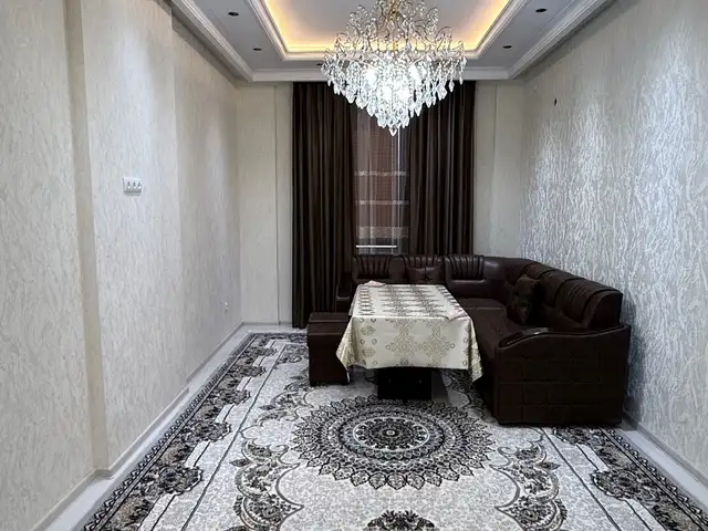 2-комн. квартира, 4 этаж, 65м², 20 мкр, Хуҷанд