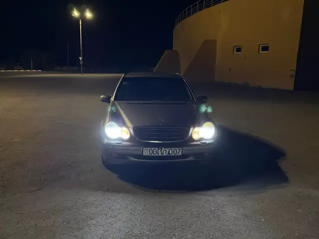 Mercedes-Benz C class