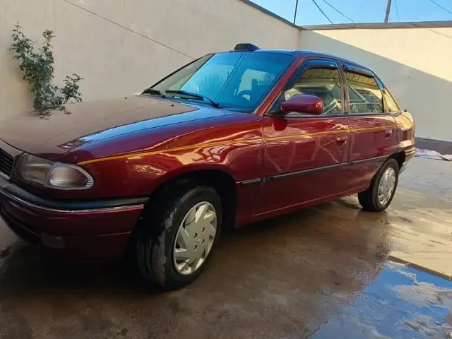 Opel Astra F