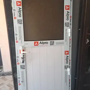 Дверь, Душанбе