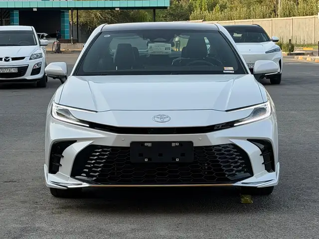 Toyota Camry, 2026, Душанбе - 3