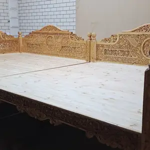 Тапчан королевский, Худжанд