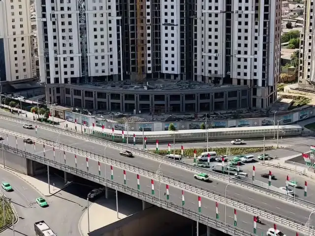 2-комн. квартира, 17 этаж, 91 м², 82 мкр, Душанбе