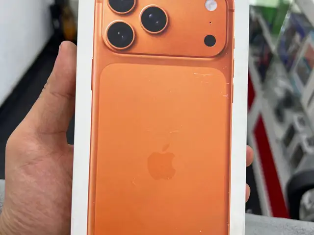 Apple iPhone 17 Pro Max, 512 gb, Cosmic Orange, Душанбе