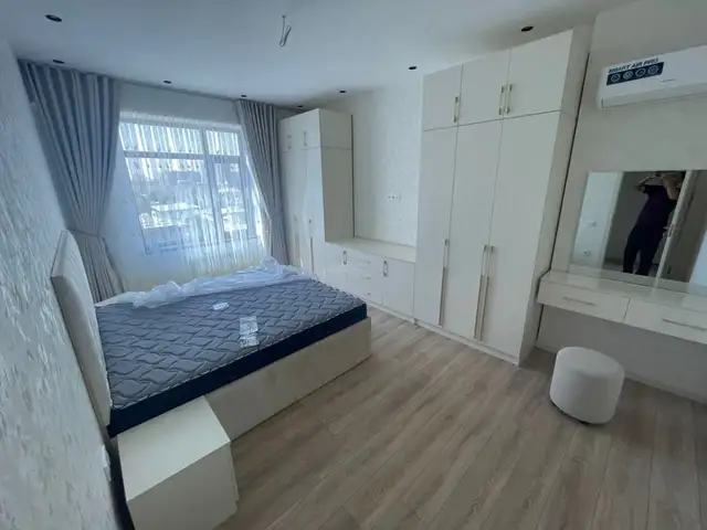3-комн. квартира, 4 этаж, 104м², И. Сомони Пеши мактаби 6, Душанбе
