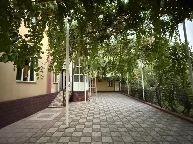 3 этажн. 8-комн. дом, 10 соток, Сино, Душанбе