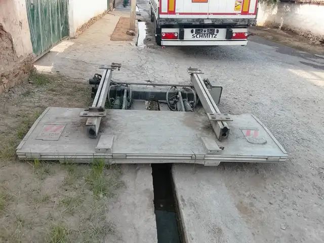 Лифт, Абдурахмони Джоми