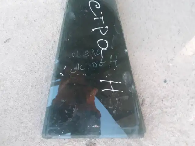 Стекло на Opel, Худжанд