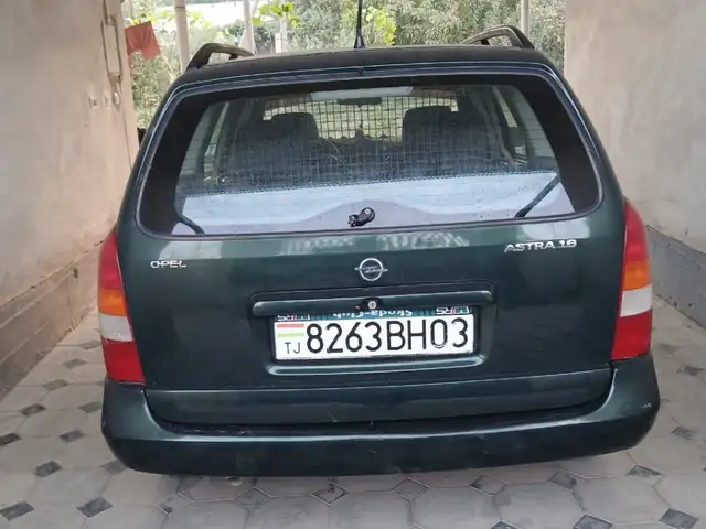 Opel Astra J