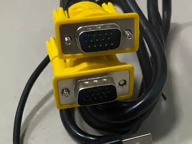 VGA KVM кабель, Душанбе