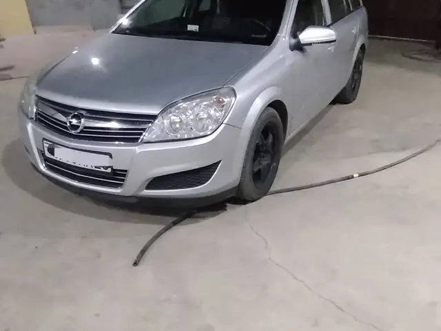 Opel Astra H