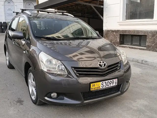 Toyota Corolla Verso, 2010, Душанбе - 5