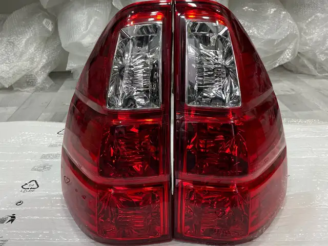 Задние фары от Lexus GX470 2007, Худжанд