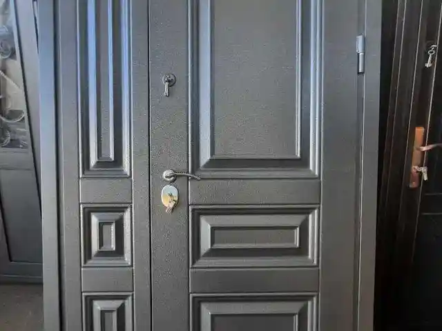 Железная дверь, Душанбе