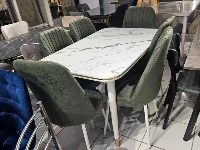 Стол и стулья, Душанбе