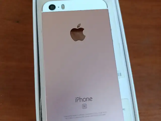Apple iPhone 5s, 16 gb, Истаравшан
