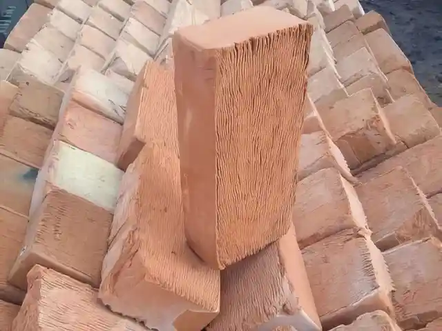 Кирпич, Душанбе