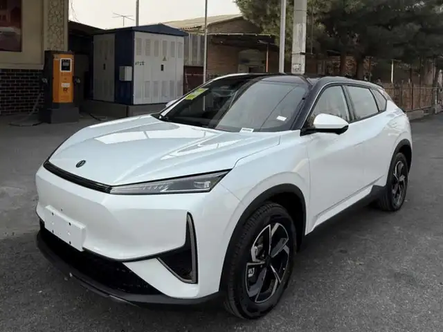 Dongfeng L7