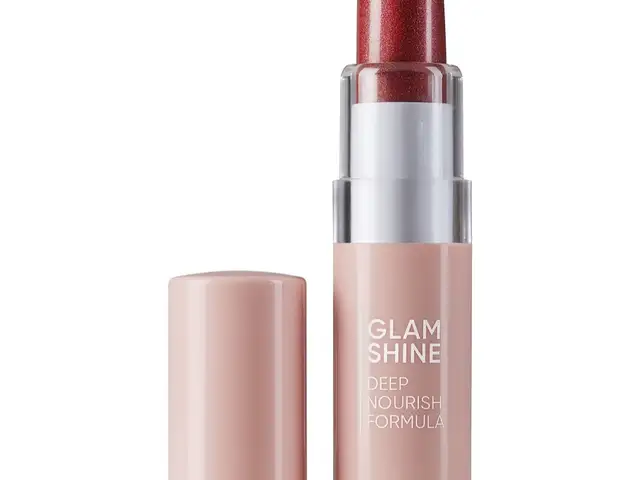 Губная помада GlamShine, Душанбе