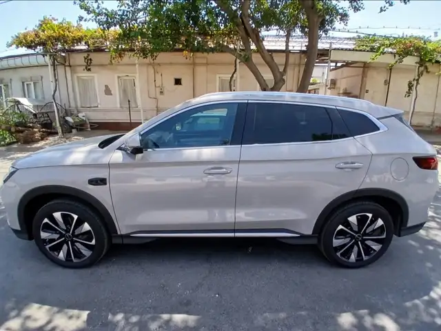 BYD Song Plus, 2025, Худжанд - 3