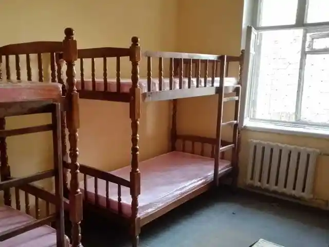 Двухъярусная кровать, Душанбе