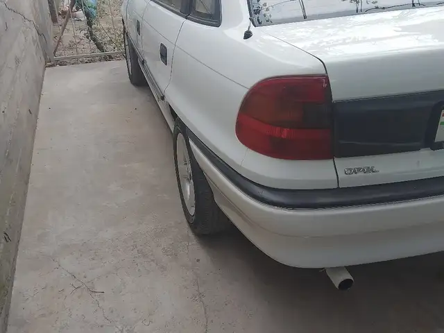 Opel Astra F