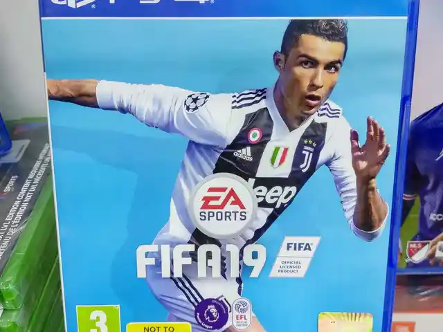 Игра Fifa 19 для PlayStation 4 PlayStation 5, Душанбе
