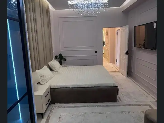 2-комн. квартира, 8 этаж, 70м², 33мкр, Душанбе