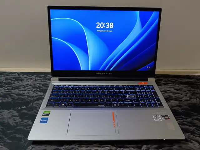 Ноутбук Ryzen7 7435H rtx 4070, Хуҷанд
