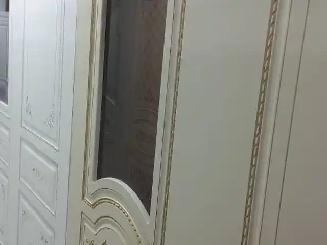 Дверь, Душанбе