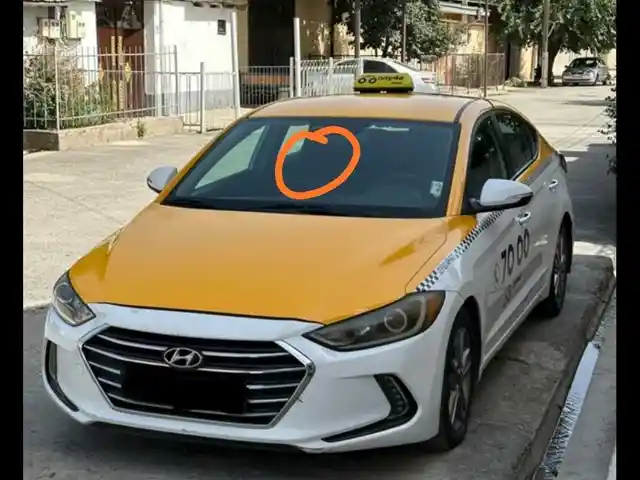 Стекло лобовое от Hyundai Elantra, 2017, Душанбе