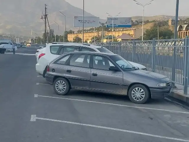 Opel Astra F