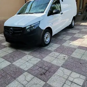 Фургон Mercedes-Benz Vito, 2015, Худжанд