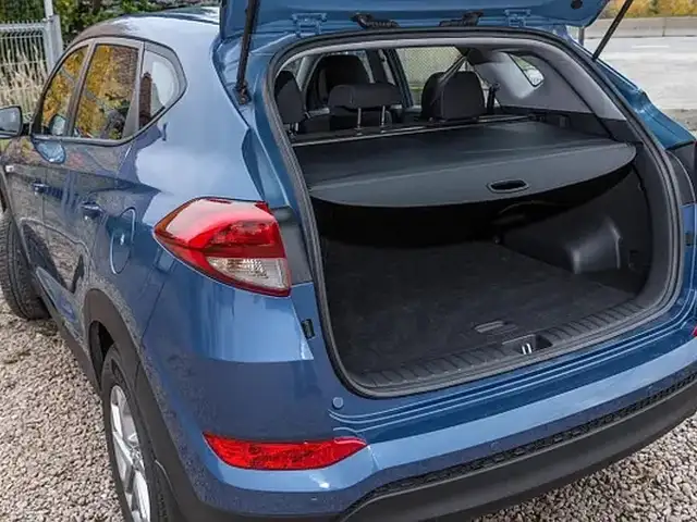 Задняя шторка от Hyundai Tucson 2016-2020, Худжанд