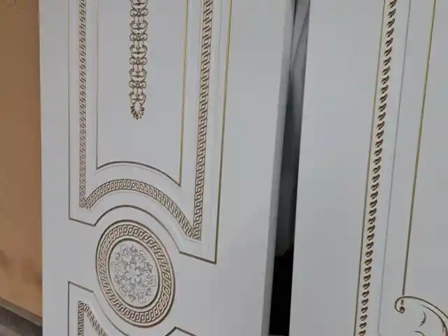 Дверь, Душанбе