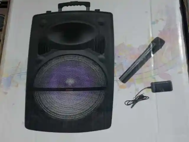 Колонка Lexico, Душанбе