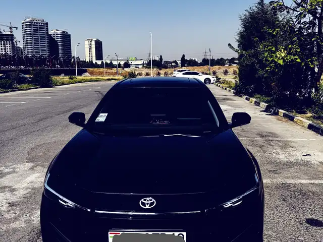 Toyota BZ3