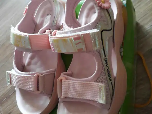 Босоножки Pink, Хуҷанд