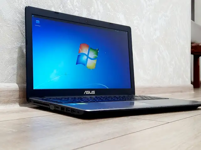 Ноутбук Asus, Худжанд