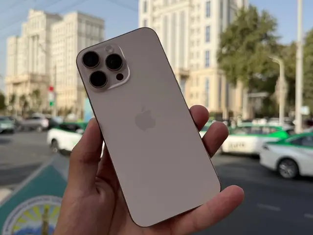 Apple iPhone 16 Pro Max, 256 gb, Desert Titanium, Душанбе