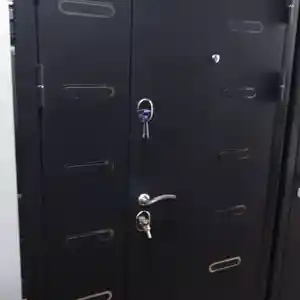 Железная дверь, Душанбе