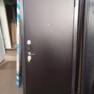 Дверь, Душанбе