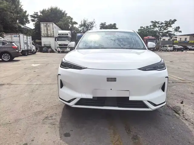 Geely Galaxy E5