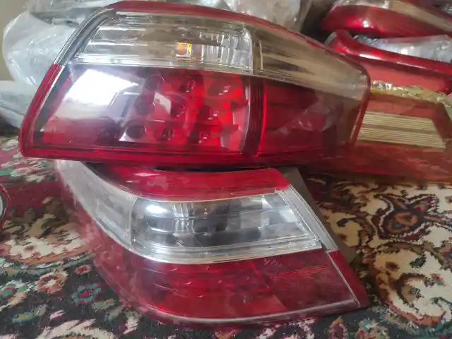 Задние стоп фары на Toyota Camry, Душанбе
