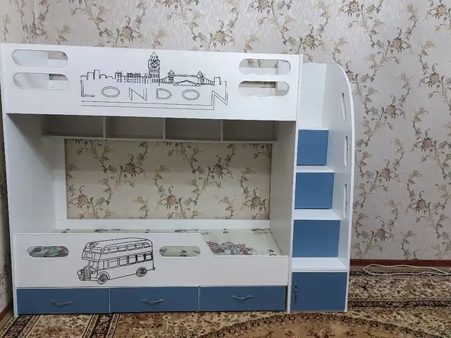Двухъярусная кровать, Душанбе