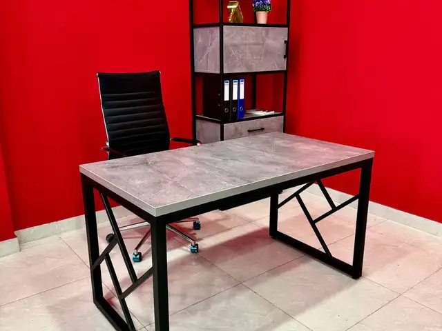 Стол Стеллаж, Хуҷанд