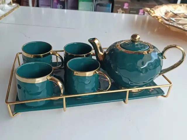 Комплект чайника с чашками, Душанбе