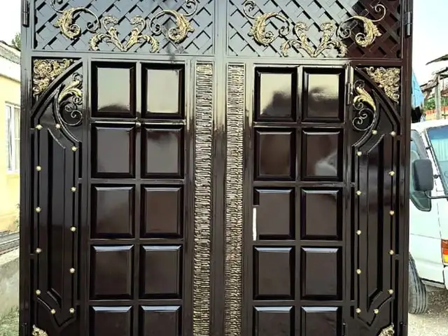 Дарвоза, Душанбе